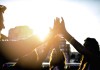 Highfive im Sonnenuntergang
